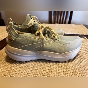 Brooks glycerin stealth fit 21 women’s athletic shoes